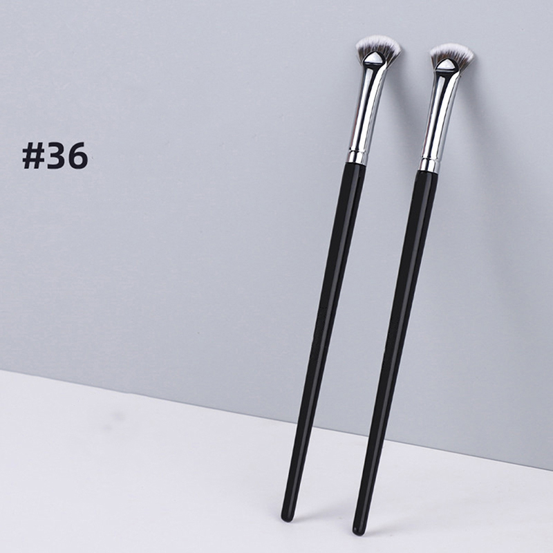 Beauty No Makeup - ~1PC Brosse à cils en forme